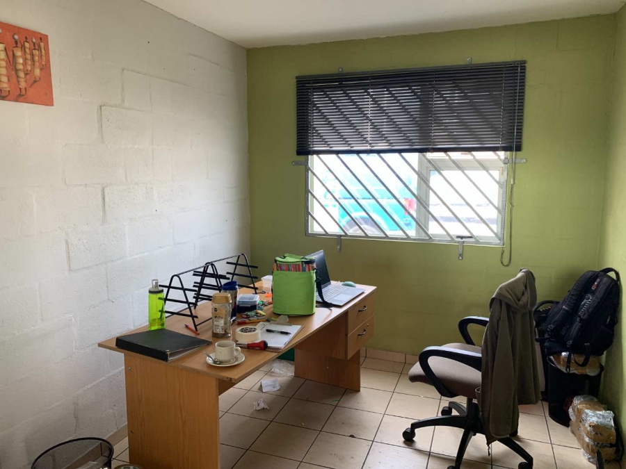 To Let commercial Property for Rent in Beaconvale Western Cape